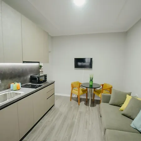 Bejart 1 アパート ティラナ