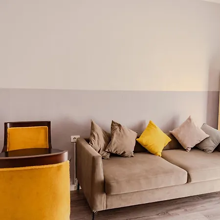 アパート Bejart 1 *